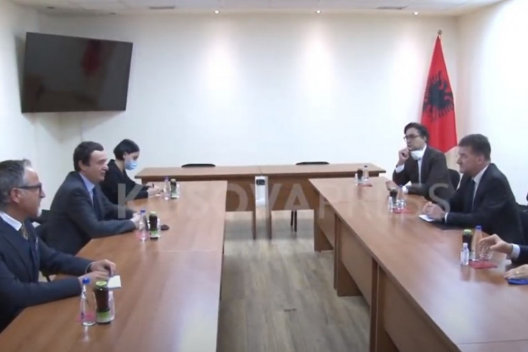 Albanska zastava na sastanku Kurtija i Lajčaka digla prašinu, a evo šta je prava istina (FOTO+VIDEO)