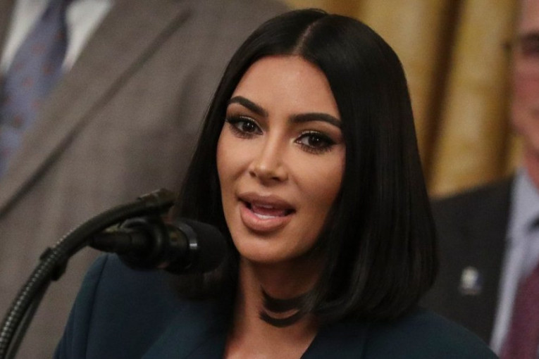 Kardašijanova objavila fotografiju iz tinejdžerskih dana: Kim pokazala kako je izgledala sa 16 godina