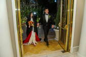 Oženio se peti put! Nikolas Kejdž stao pred oltar sa 30 godina mlađom devojkom: Intimno slavlje u Las Vegasu