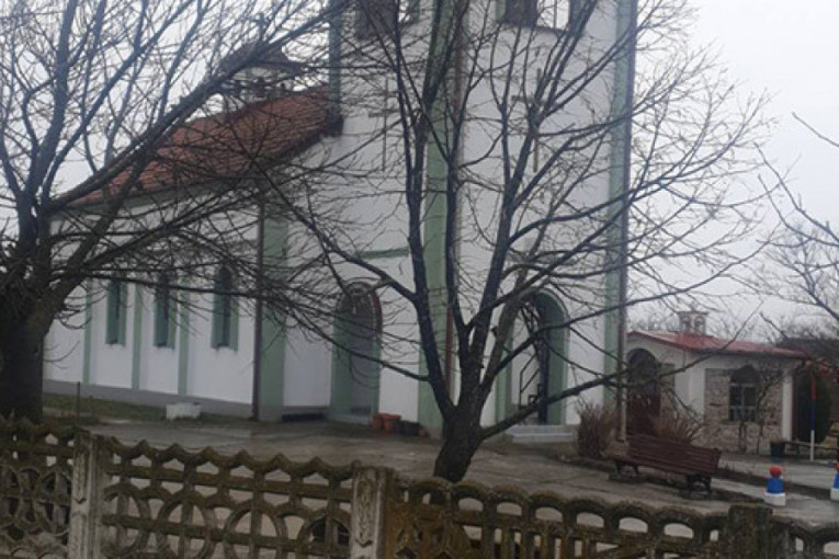 Oskrnavljene crkve na KiM: Napadi na srpske svetinje na Zadušnice