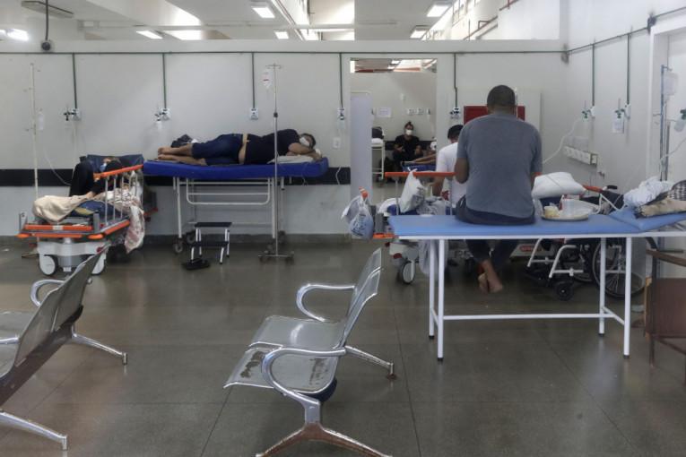Kada ćemo mi ovako? Bolnica u Tel Avivu zatvorila poslednje kovid odeljenje, život se vraća u normalu (VIDEO)