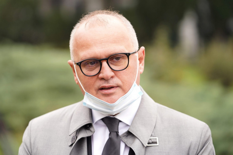 Vesić: Vakcinisano oko 27 odsto punoletnih Beograđana, a revakcinisano oko 15,6 odsto