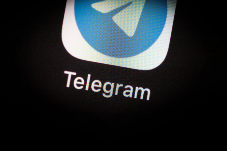 Nova skandalozna grupa na "Telegramu": Na meti čak i devojčice od 14 godina!