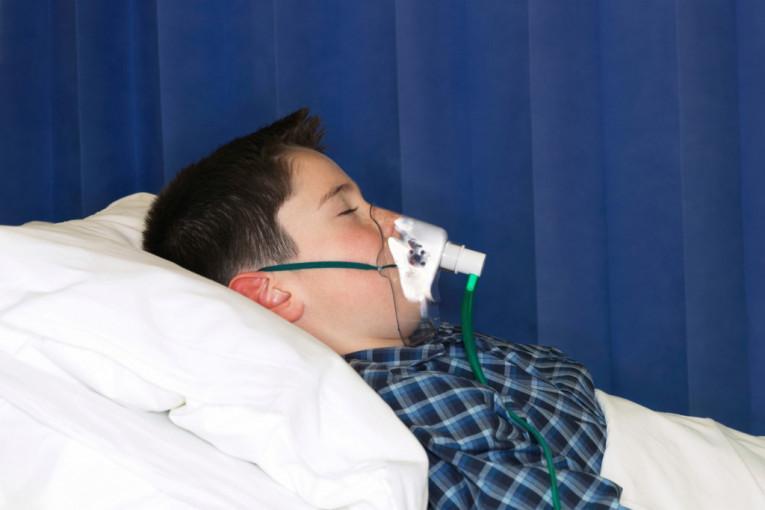 Nove informacije o stanju dečaka (8) iz Vladičinog Hana: "I dalje na respiratoru, imali smo dosta problema, ali..."