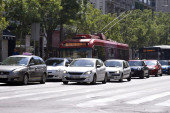 Da li bi zabrana solo vožnje u špicu smanjila zagađenje vazduha u Beogradu? Ideja teoretski dobra, ali ima i drugih rešenja