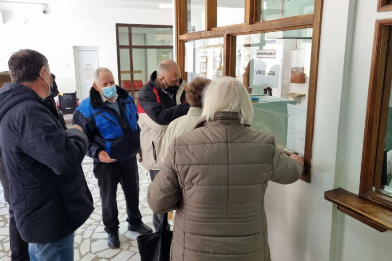 Žitelji Prijepolja ne beže od vakcine: Opština na Limu lider u vakcinisanju u Zlatiborskom okrugu