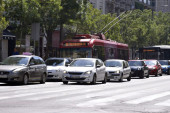 Kolaps od ranog jutra u Beogradu: Gužve na svakom koraku, vozila mile na mostovima (FOTO)