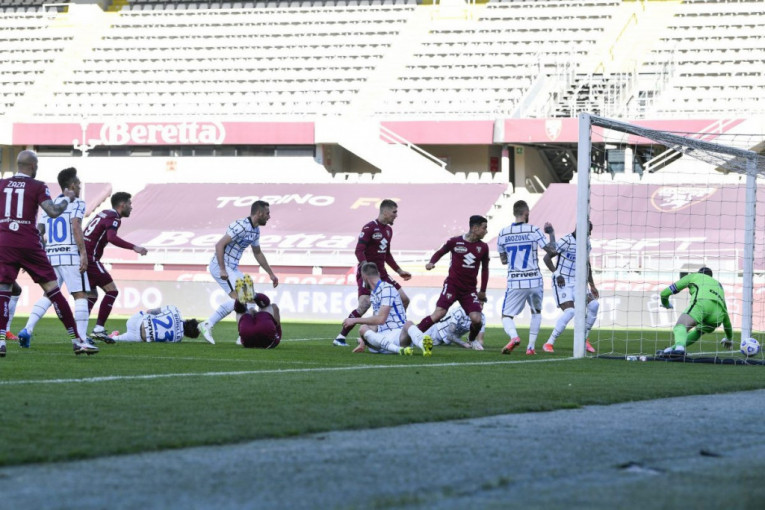 Lautaro Martinez ispravio nepravdu, Interu se osmehuje titula posle pobede u Torinu (VIDEO)