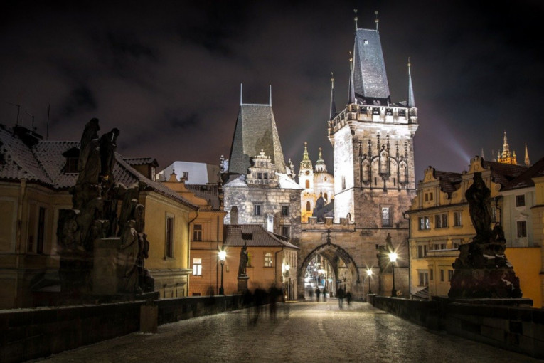 U Češkoj produženo vanredno stanje do 11. aprila