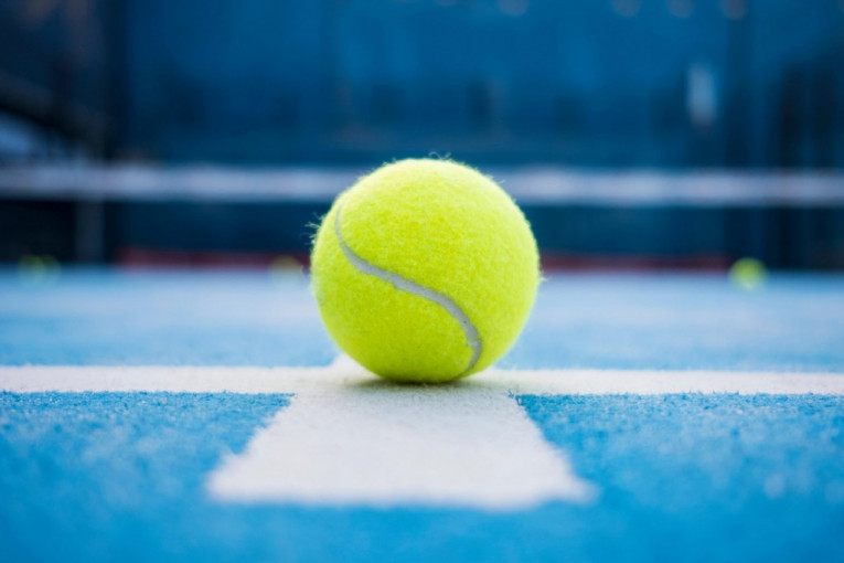 Druga strana sporta: Zašto se tenis igra žutim lopticama?