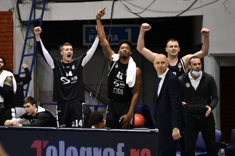 Novi sponzor čuva leđa košarkašima Partizana