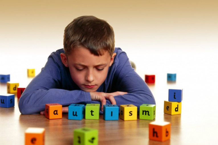 "Svake godine naša deca s autizmom moraju da dokažu svoj poremećaj, tako će izgleda i ove": Danas je Svetski dan autizma
