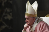 I Vatikan u krizi: Papa Franja naredio da se smanje plate kardinalima i višim sveštenicima