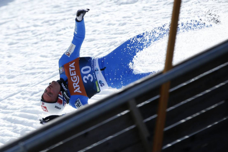 Jeziv pad Norvežanina na Planici (VIDEO)