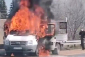 Incident na Pančevačkom putu: Zapalio se kamion nasred puta