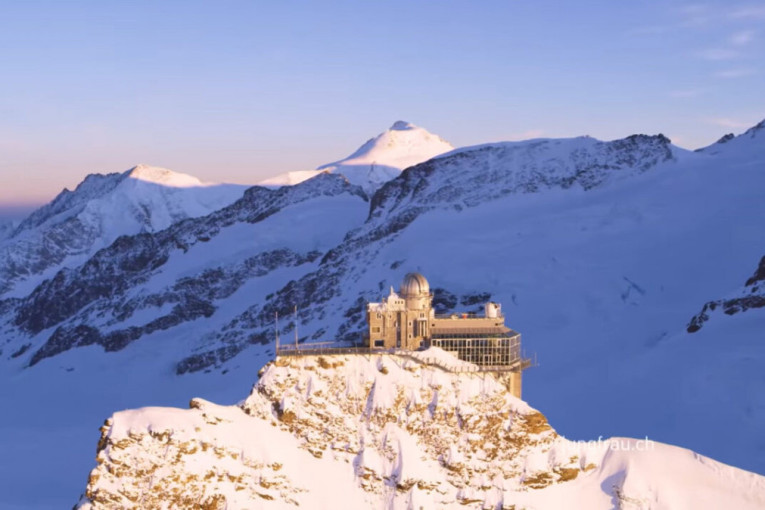 Na vrhu sveta: Omiljena destinacija ljubitelja avanturističkih putovanja