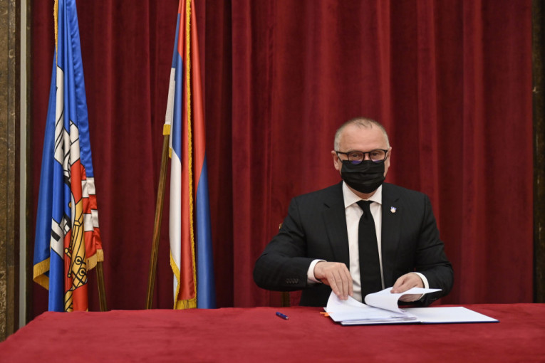 Jačanje veza dva grada: Vesić potpisao Memorandum o razumevanju i saradnji Beograda i Brisela