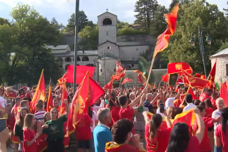 Velike demonstracije na Cetinju 22. avgusta: Naručeno okupljanje protiv MCP i Joanikija