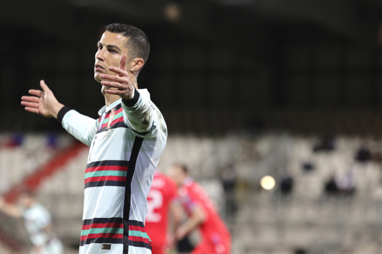 Ni Real, ni PSŽ! Ronaldo prekinuo ćutanje i zavapio: Ne mogu da dopustim da mi se igraju sa imenom