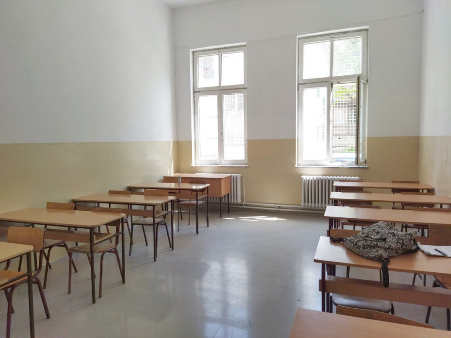 Tačni datumi raspusta za osnovce i srednjoškolce u 2025. godini! Sve što treba da znate o zimskom, prolećnom i letnjem odmoru!