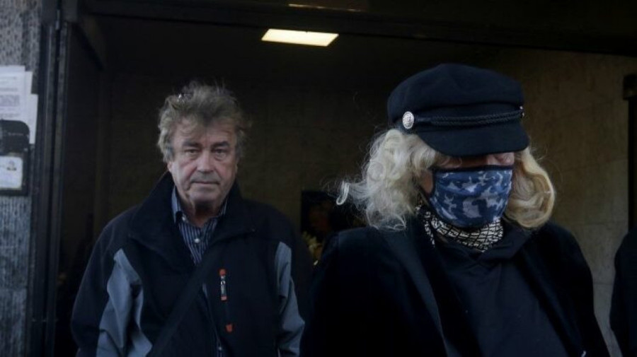 Muž Nade Topčagić o zdravstvenom stanju pevačice! Zaražena je koronom: Trenutno smo razdvojeni!