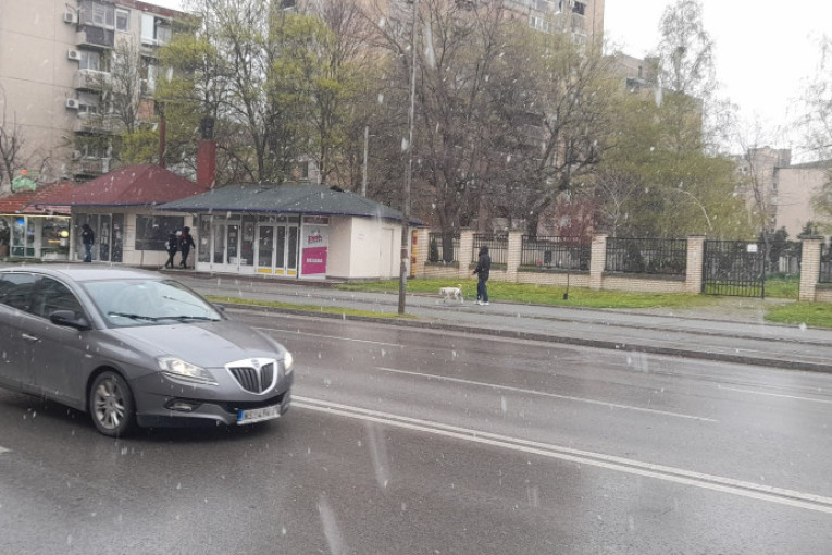 Ne varaju vas oči: April je, a u Srbiji veje sneg (FOTO+VIDEO)
