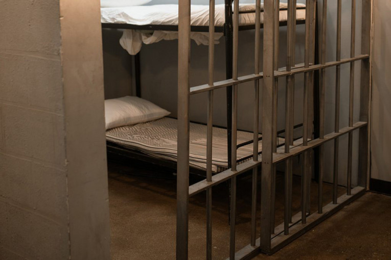 Suspendovani čuvari iz Okružnog zatvora u Kruševcu: Zatvorenici pobegli kroz toalet!