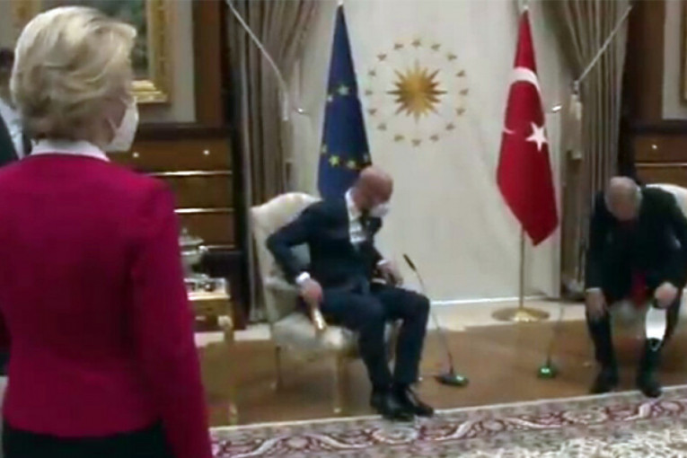 Nema stolice za Ursulu fon der Lajen u Erdoganovom kabinetu  (VIDEO)