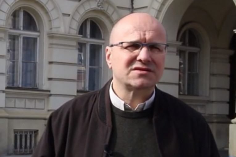 Novosadski političar Borislav Novaković vrši pritisak na portal NS uživo