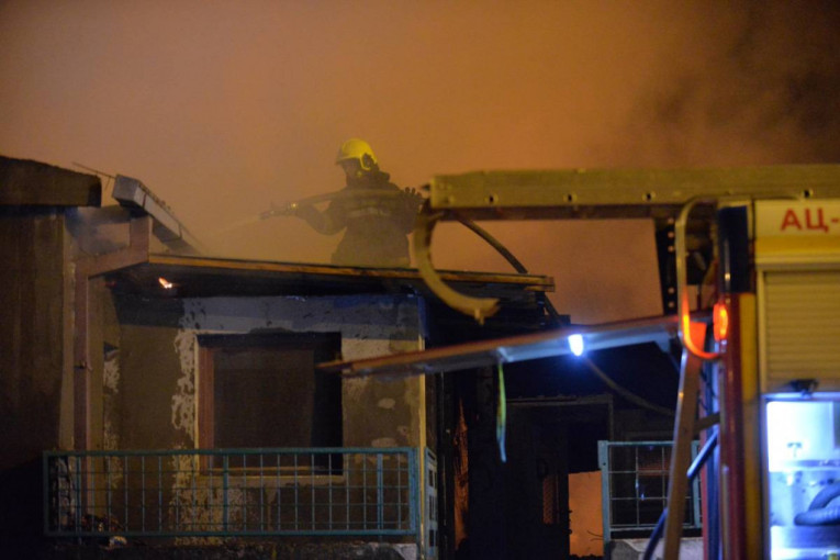 Pronađen smeštaj za deset porodica u Nišu: “Sve nam je izgorelo, i malo para što smo imali i dokumentacija”