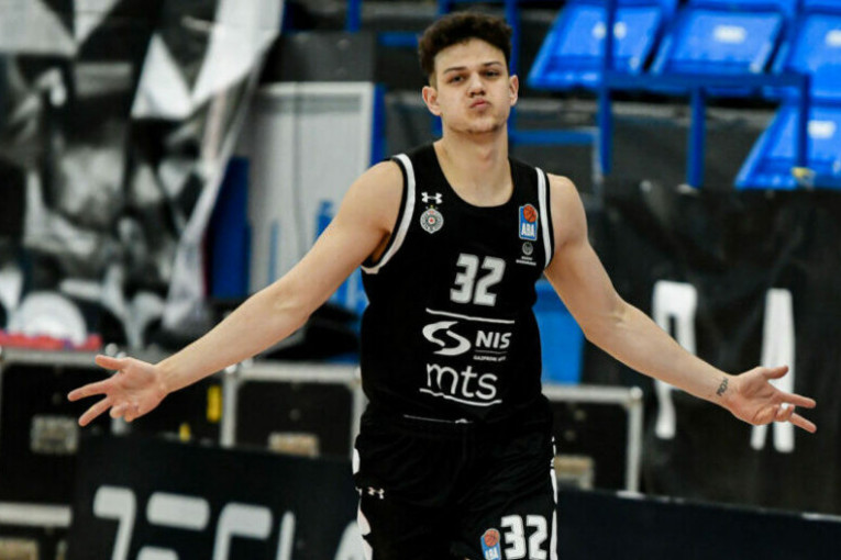 Trifunović maestralno vozio "valjak", "panteri" kao mace protiv Partizana