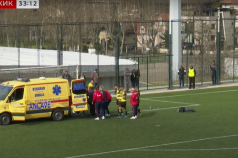 FSS uz povređenog kadeta: Fudbaler Kikera doživeo tešku povredu