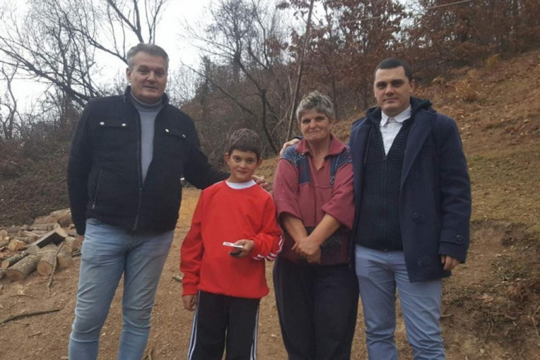 Dragoslav (9) je dečak koji je rastužio Srbiju: Ostao je sam sa majkom u teškim uslovima, ali sada stiže jedna dobra vest