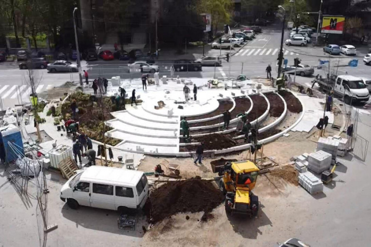 Završni radovi na skveru: Pogledajte gde će biti postavljen spomenik despotu Stefanu Lazareviću (FOTO)