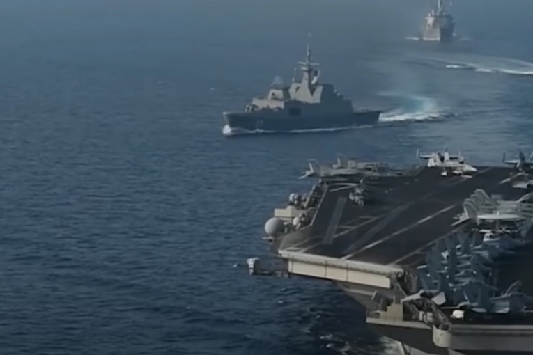 Tenzije između Rusije i Ukrajine se ne stišavaju! Velika Britanija šalje ratne brodove u Crno more? (VIDEO)