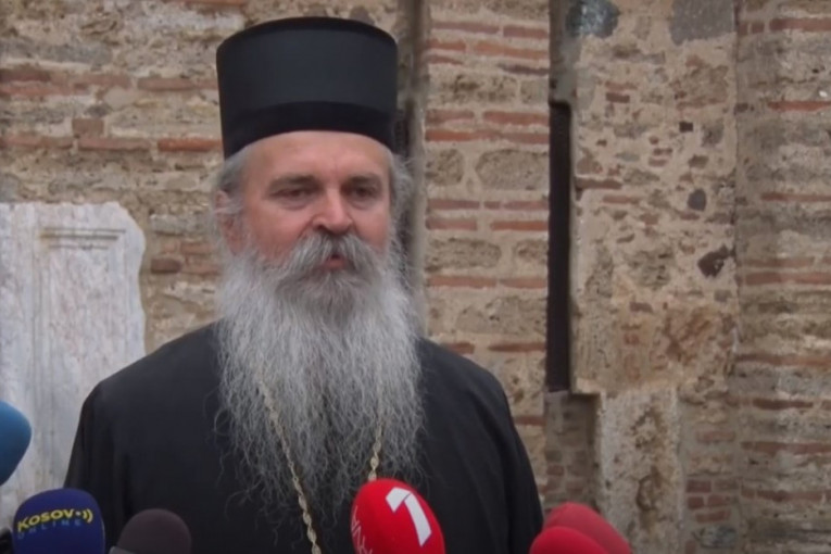 Vladika Teodosije upozorava na bezbednosne pretnje: Crkvi i vernicima na KiM potrebna dodatna zaštita