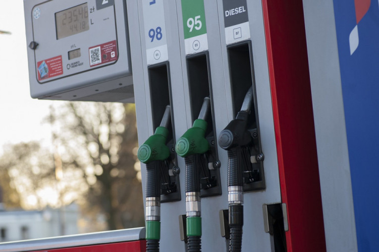 Nema "smirenja" cene goriva: BMB 95 za šest meseci sa 134 otišao na čak 151 dinar po litru