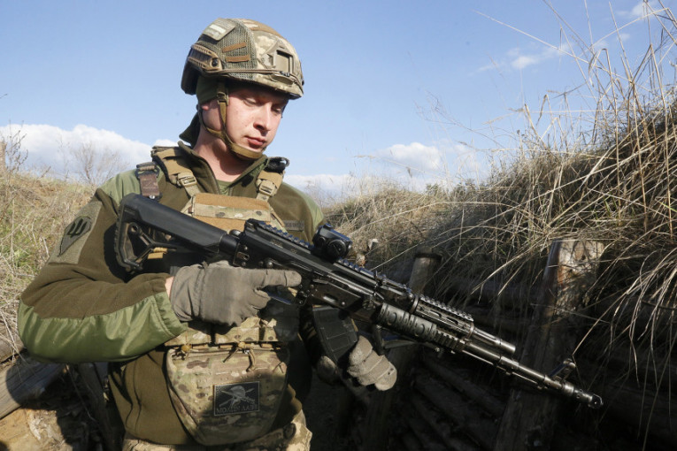 Provokacije ne prestaju: Ukrajinci izveli vojnu vežbu blizu granice sa Krimom