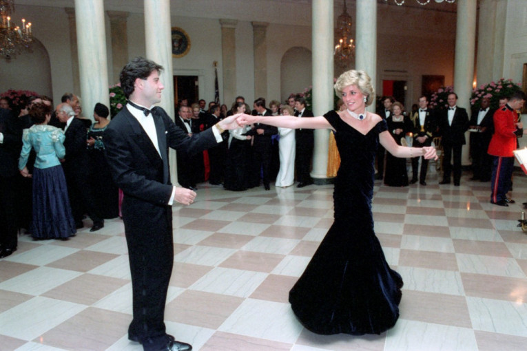 Prisetio se plesa sa Lejdi Dajanom! Džon Travolta o detaljima iz Bele kuće: Teško je bilo pozdraviti princezu i biti samouveren (VIDEO)