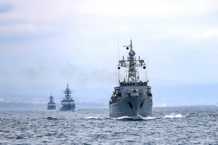 Iznenada aktivirani: Isplovili ruski ratni brodovi (FOTO)