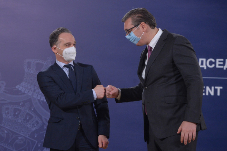Predsednik Vučić posle sastanka sa Masom: Mi i Albanci bićemo najbrojnije nacije