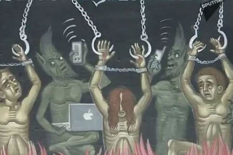 Đavoli drže mobilni i laptop! Šokantna freska u ruskoj crkvi (VIDEO)