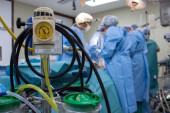 Prvi put u Srbiji: U Tiršovoj laparoskopskom metodom operisan tumor nadbubrežne žlezde kod deteta