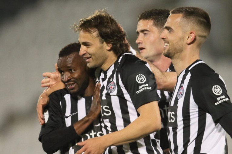 Fudbaler Partizana centralna tema zanimljive vesti iz Južnoarfičke Republike