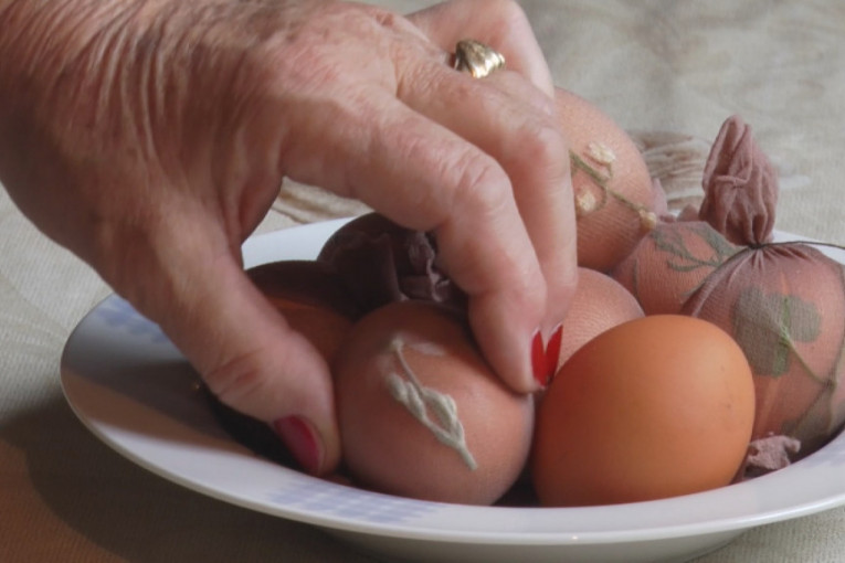 Etnolog otkriva zašto se vaskršnja jaja najpre farbaju u crvenu boju: Čuvarkuća od prošle godine nikako se ne baca (FOTO)