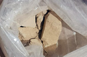 "Pao" zbog pola kilograma heroina: Policija drogu pronašla prilikom pretresa stana