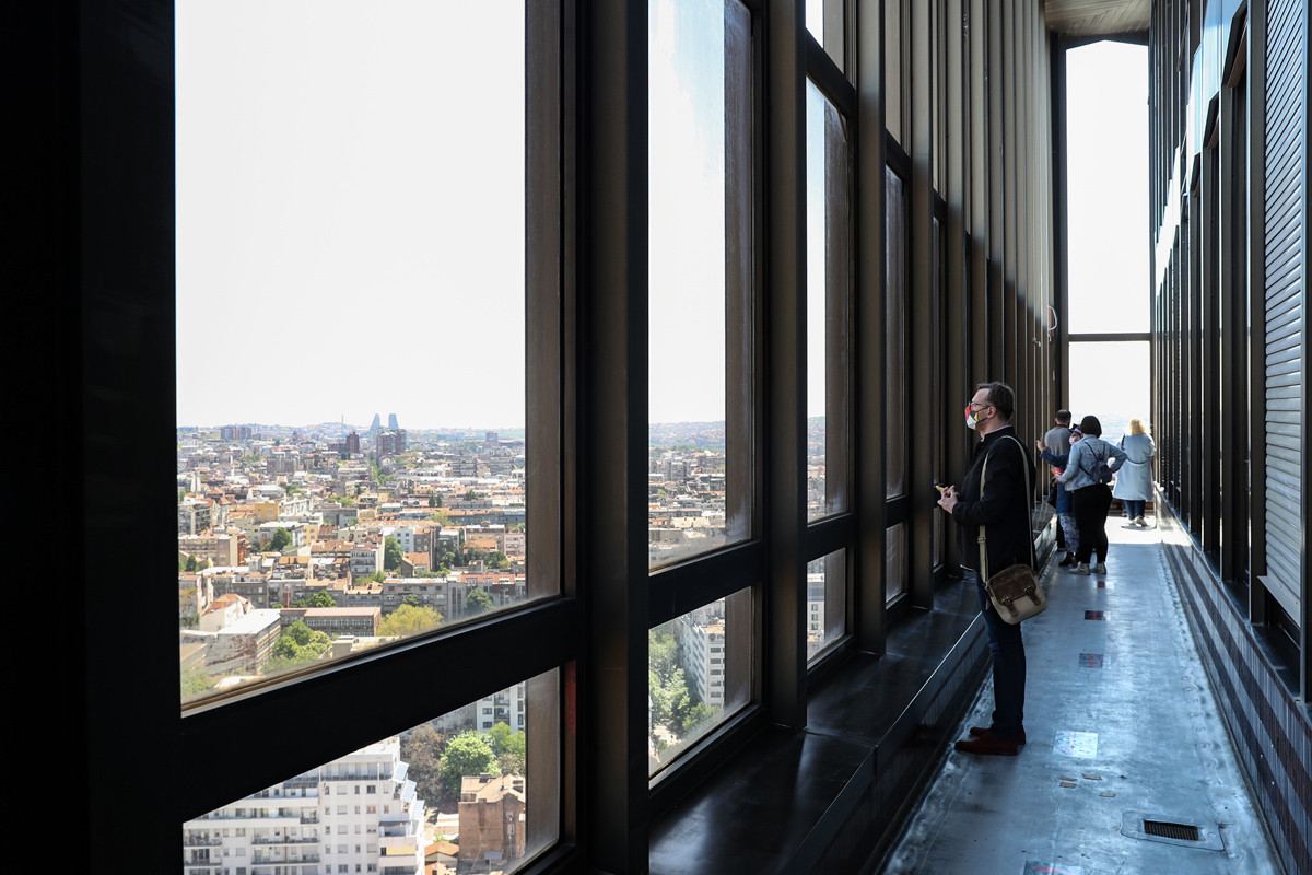 Ovo smo čekali 40 godina! Ponovo otvoren vidikovac na vrhu "Beograđanke", pogledajte kako
