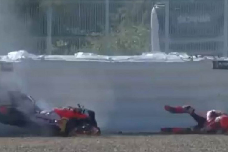 Stravičan udes: Markez udario u zaštitni zid, motor totalno uništen (VIDEO)