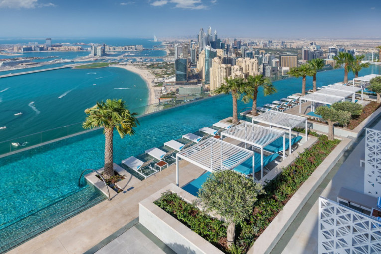 Još jedan Ginisov rekord u Dubaiju: Otvoren najviši bazen na svetu