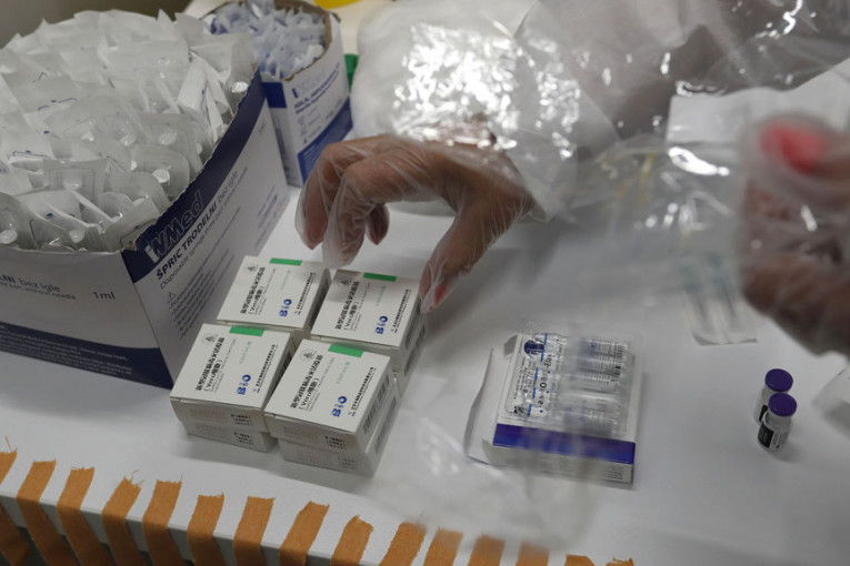 Svi vi koji ste primili kinesku vakcinu obavezno pročitajte: Naučnici se oglasili o "Sinofarmu"